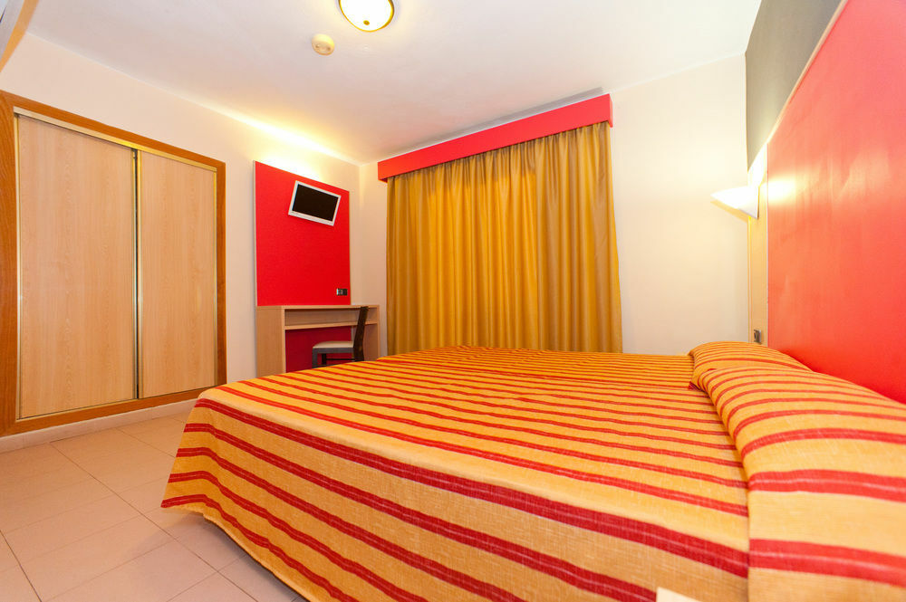 The Red Hotel By Ibiza Feeling - Adults Only San Antonio  Exteriér fotografie